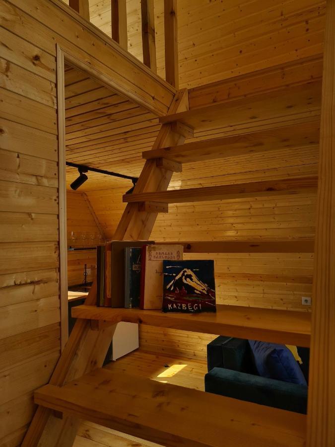 Trip Zone Kazbegi Apartment Bagian luar foto