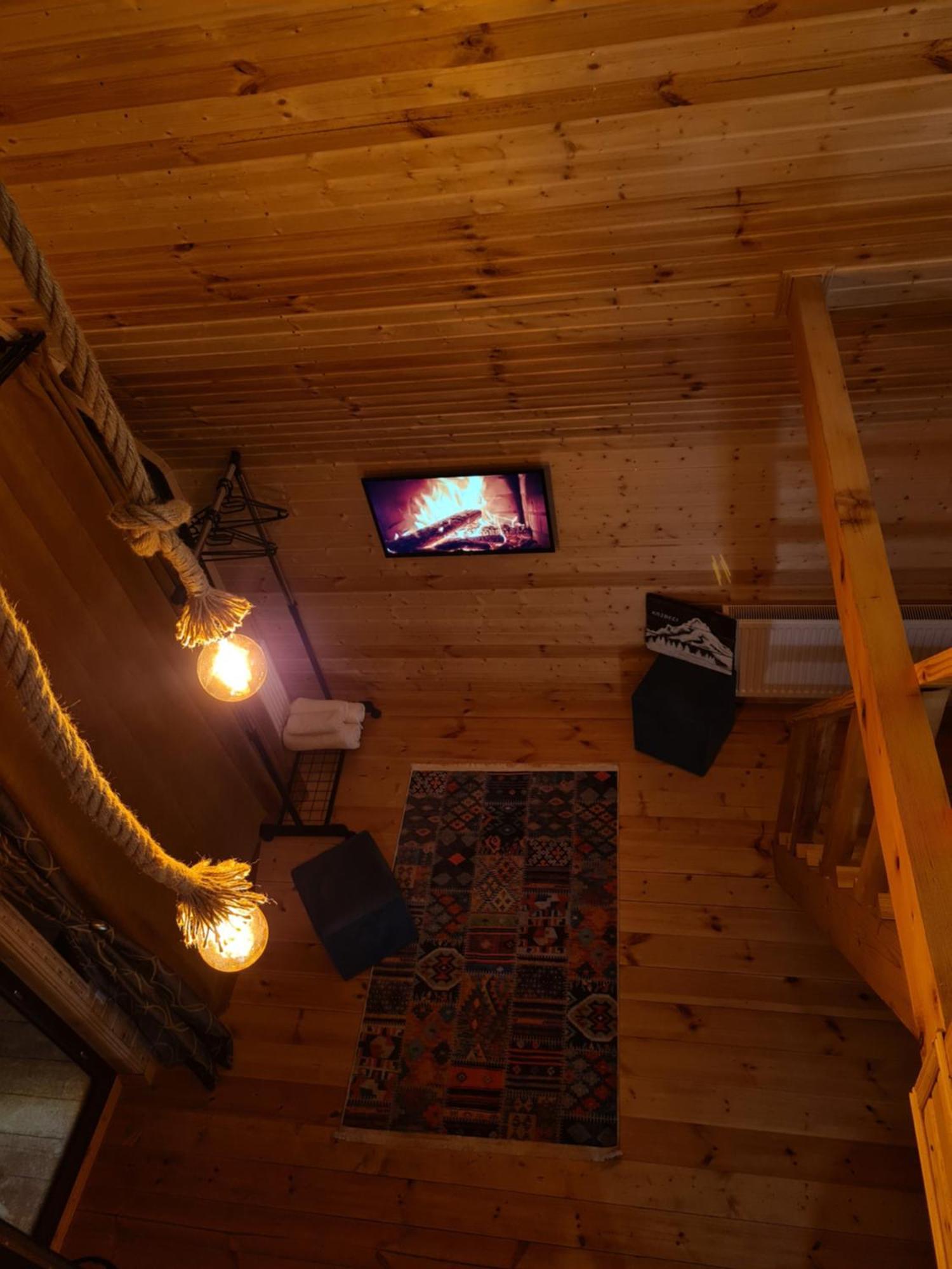Trip Zone Kazbegi Apartment Bagian luar foto